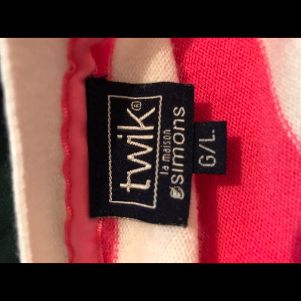 Deep V-Neck Sweater - Picture 3 of 3